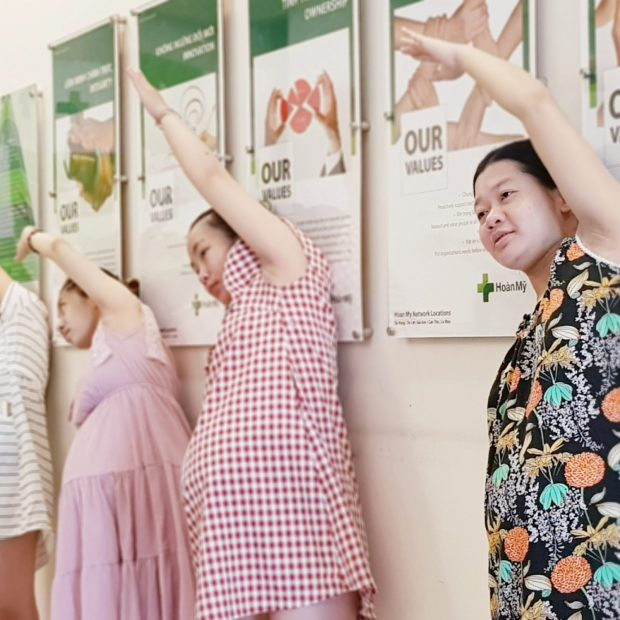 yoga bau, tien san, tri lieu, tham van, chua lanh